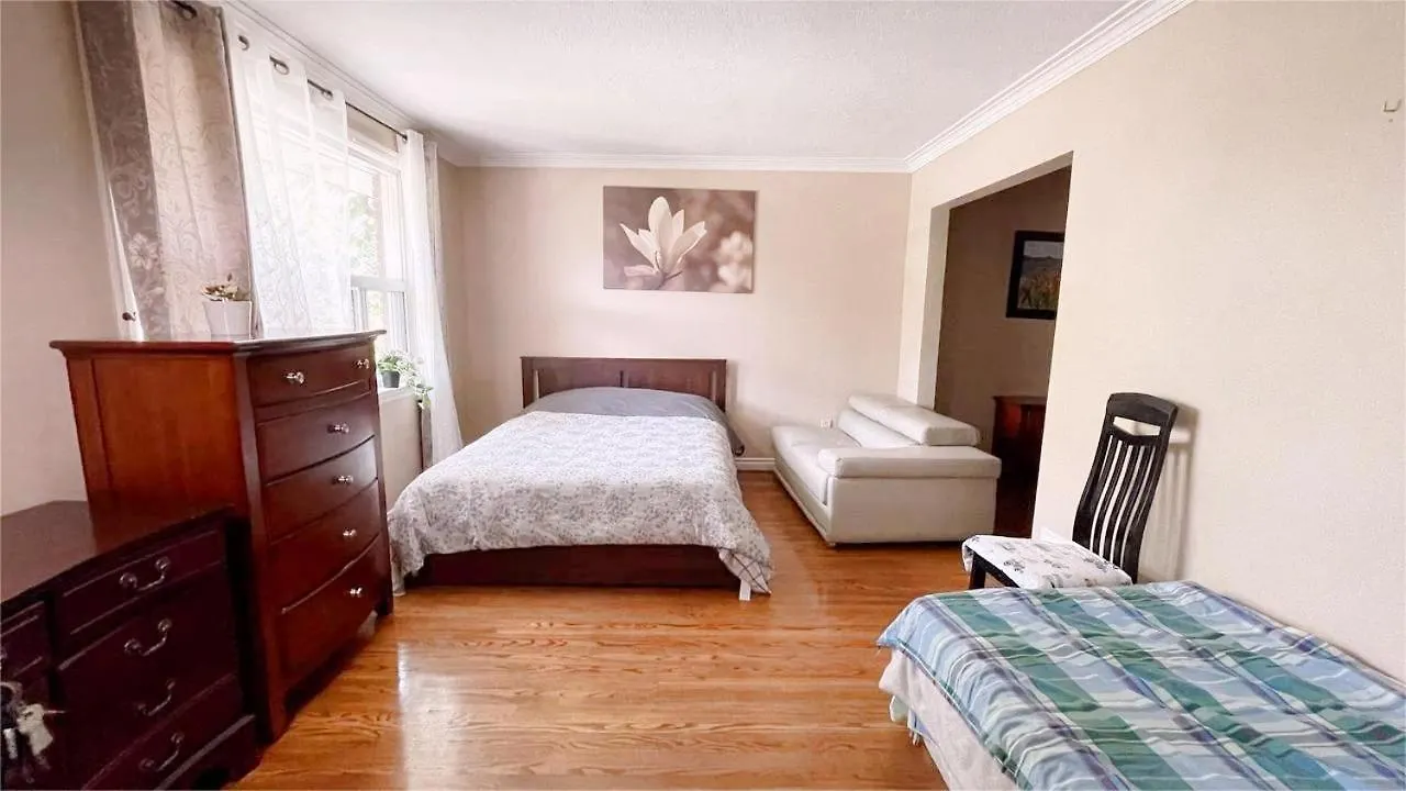 Apartment Glengrove Cozy Home Toronto Canada